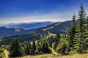 Slowaaks bergachtig landschap foto