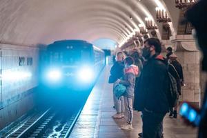 Oekraïne, kiev - mei 26, 2020 metro station zoloty vorota, gouden poort foto