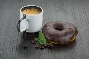 koffie met donuts foto