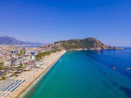 Alanya 2022 Antalya antenne stad met strand en zee foto