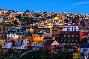 de historische wijk Valparaiso in Chili foto