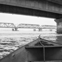 ganga net zo gezien in garh mukteshwar, uttar pradesh, Indië, ganga is geloofde naar worden de heiligste rivier- voor Hindoe, visie van garh ganga brij ghat welke is beroemd religieus plaats voor Hindoe - zwart en wit foto