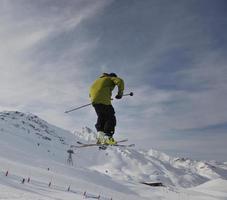 extreem vrije stijl ski springen foto