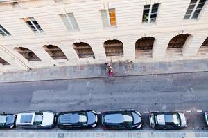 parkeren auto's in Parijs foto