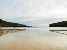 visie van baai van biskaje in regio barro, Spanje foto