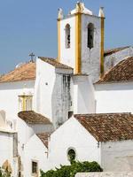 kerk van Santiago in tavira stad foto