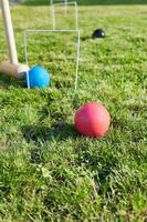 spel van croquet Aan groen gazon foto