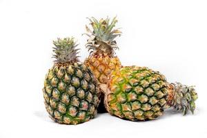 ananas geïsoleerd Aan een wit achtergrond. foto