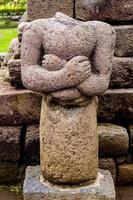 sculpturen - reliëfs van historisch relikwieën in de omgeving van de western hellingen van monteren wet, geschatte naar hebben geweest gebouwd in de omgeving van de 14-15e eeuw advertentie. foto