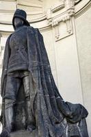 Praag, Tsjechisch republiek, 2014. standbeeld van de ijzer Mens Bij de stad hal in Praag foto