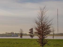 de rivier- Rijn in wesel foto