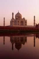 zonsondergang bij de Taj Mahal