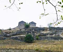 kasteel van middeleeuws stad- chufut-boerenkool, Krim foto