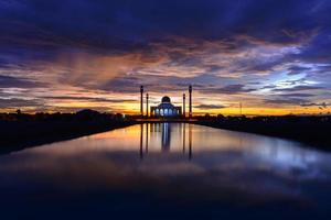 centrale moskee songkhla, thailand foto