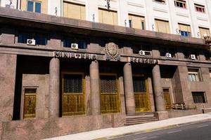 buenos luchten, Argentinië. september 04, 2022. de ministerie van economie gebouw ministerio de economia is de land's staat schatkist en een ministerie van de nationaal uitvoerend macht foto