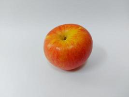 detailopname van een appel met wit achtergrond. mooi zo voor Gezondheid. foto