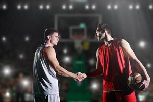 basketbalspeler in actie foto