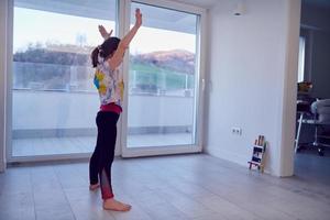 meisje online onderwijs ballet klasse Bij huis foto