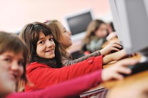 het onderwijs met kinderen in school- foto