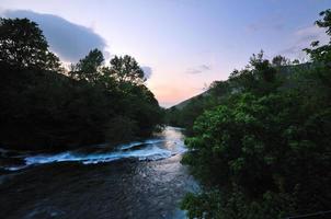 rivier waterval wild foto