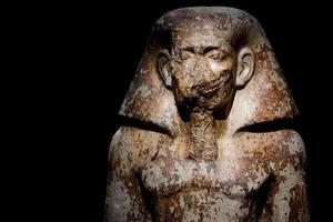Farao Egyptische goden dood religie symbool steen standbeeld foto