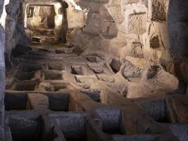 cava d'ispica catacomben larderia grot in Sicilië Italië foto