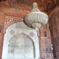 architectonisch detail van jama masjid moskee oud delhi, india, de spectaculaire architectuur van de grote vrijdag moskee jama masjid in delhi 6 tijdens ramzan seizoen, de belangrijkste moskee in india foto