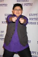 los angeles, 31 juli - rico rodriguez arriveert op het 13e verjaardagsfeestje voor madison pettis in eden op 31 juli 2011 in los angeles, ca foto