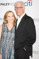 los angeles, sep 16 - marg helgenberger, ted danson op de paleyfest 2015 fall tv preview, csi afscheidsgroet in het paley center for media op 16 september 2015 in beverly hills, ca foto