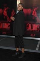 los angeles, 7 juli - ej johnson bij de première van the gallows op de hollywood high school op 7 juli 2015 in los angeles, ca foto