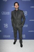 Los Angeles, 23 februari - Adam Rodriguez bij de 18th Costume Designers Guild Awards in het Beverly Hilton Hotel op 23 februari 2016 in Beverly Hills, ca. foto