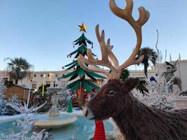 menton, Frankrijk - december 11 2021 - de kerstman dorp Open voor Kerstmis foto