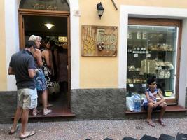 noli, Italië - juli 7 2018 - noli middeleeuws dorp in Ligurië Italië foto