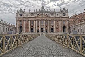 Rome, Italië - juni 16 2019 - heilige peter kerk in Vaticaan foto