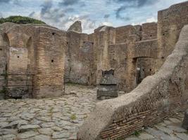 silvanus tarwe molen oud oude ostia archeologisch ruïnes foto