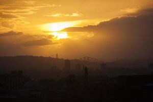 schotland - het stadscentrum van Edinburgh zonsondergang foto