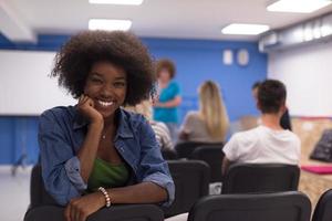 portret informeel Afrikaanse Amerikaans bedrijf vrouw foto