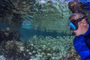 koraal rif onderwater- in Frans Polynesië tahaa foto