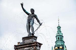 Neptunus fontein Bij frederiksborg kasteel foto