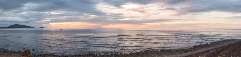 zonsondergang in Bali Indonesië panorama visie landschap foto