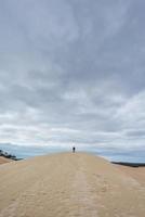 Australië zand duinen in de struik foto