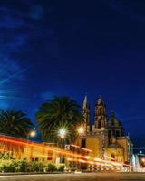 nacht foto van de Katholiek kerk in dokter mora guanajuato Mexico