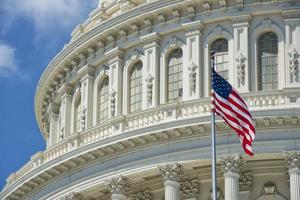 Washington dc hoofdstad detail met Amerikaans vlag foto