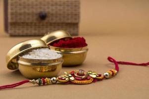 traditionele raksha bandhan-items foto