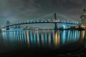 Manhattan nacht visie van Brooklyn foto