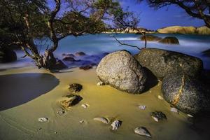 penyabong strand belitung foto