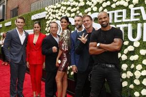 los angeles - aug 1 alex russel, lina esco. peter onorati, stephanie sigman, gaai harrington, kenny johnson, shemar moore Bij de cbs TV studio's zomer soiree tca partij 2017 Bij de cbs studio centrum Aan augustus 1, 2017 in studio stad, ca foto