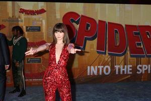 los angeles dec 1 - kimiko glenn Bij de spin Mens - in de spin vers première Bij de dorp theater Aan december 1, 2018 in westhout, ca foto