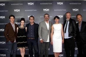 los engelen, jul 9 - Ashley zukerman, rachel brosnahan, Sam sjaal, Thomas schlam, olivia Willems, daniël streng, John Benjamin zuigzoen Bij de wgn serie Manhattan foto op juli 2014 tca Bij de Beverly hilton hotel Aan juli 9, 2014 in Beverly heuvels, ca