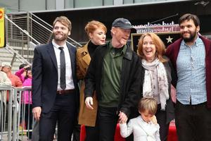 los engelen, dec 10 - seth gabel, Bryce Dallas Howard, Ron Howard, cheryl Howard, familie Bij de Ron Howard ster Aan de Hollywood wandelen van roem Bij de Hollywood blvd Aan december 10, 2015 in los engelen, ca foto